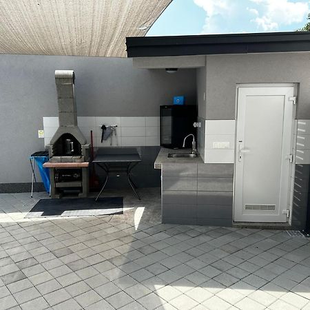 Apartmani Jedro Šilo Eksteriør billede