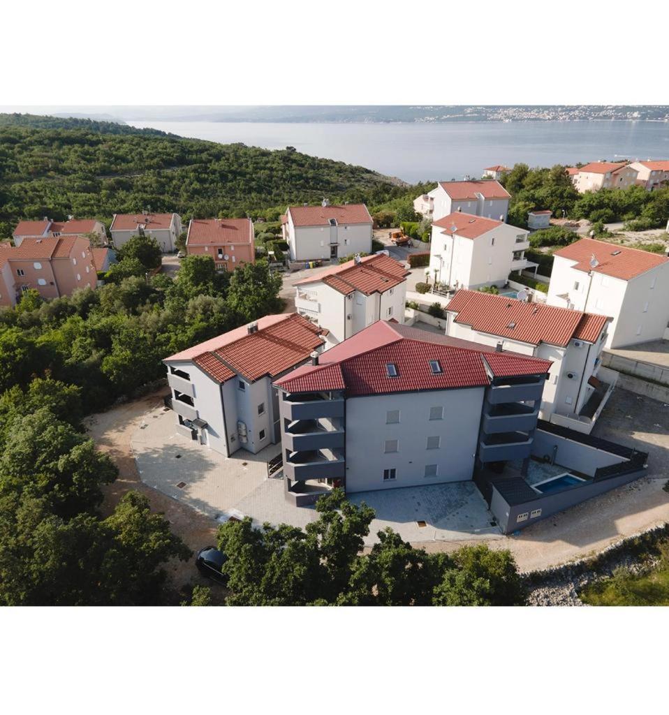 Apartmani Jedro Šilo Eksteriør billede